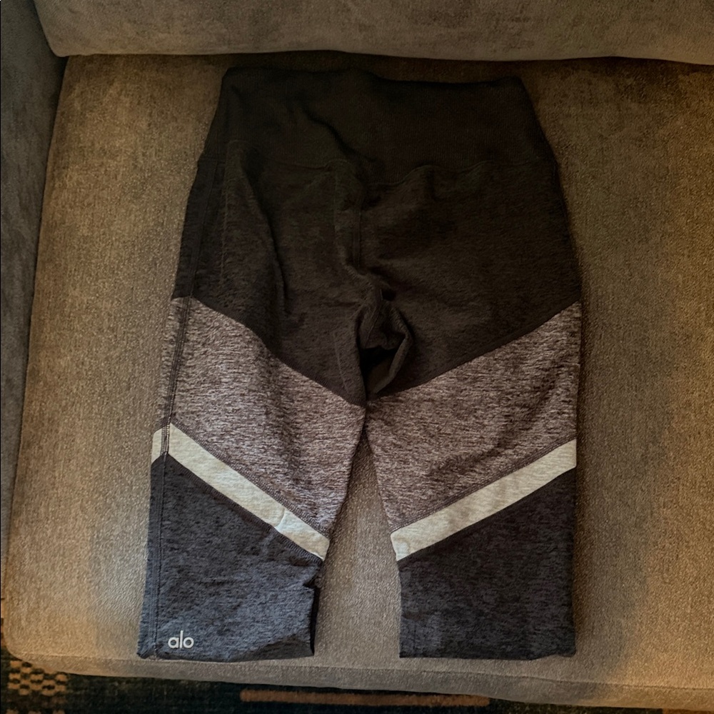 ALO Yoga Charcoal and Black Leggings